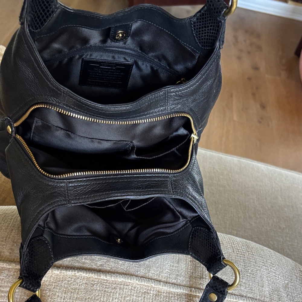 Coach Ashley Hobo Black Leather Shoulder Bag with Gold Script Logo - Picture 8 of 10